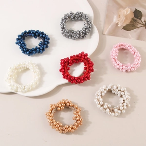 Ensemble d'élastiques à cheveux élégants en perles multicolores pour femmes en sept teintes