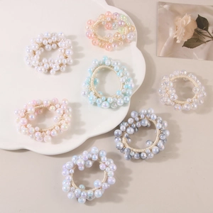 Lot de sept chouchous élégants en perles de diverses couleurs pastel pour femmes