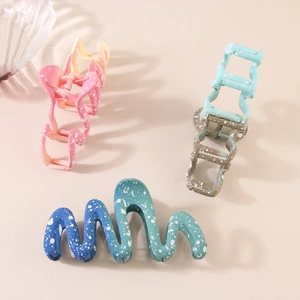 Set of four gradient geometric wave hair claws with matte resin and white ink splatters