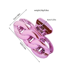 Pince à cheveux rose métallique design chaîne pour femme avec dimensions précises de 9cm x 5cm