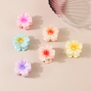 Lot de mini pinces à cheveux fleurs pastel en six couleurs pour coiffures élégantes