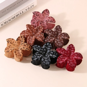 Eleganti mollette per capelli a fiore in velluto floccato con stampa leopardata da donna