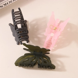 Pinces à cheveux papillon 3D exquises en noir mat, rose translucide et vert olive