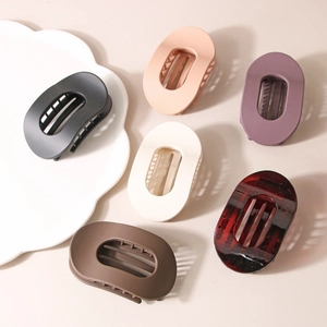 Pinces à cheveux ovales plates en 6 couleurs mates avec une forte prise pour coiffer