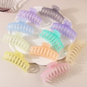 10er-Set matte Haarklammern in pastellfarbenen Macaron-Tönen für elegantes Haarstyling