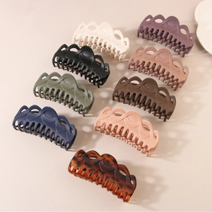 Large Matte PC Hair Claw Clip French Style Wave Hollow Design Hair Accessory For Women Fashion Commuting Hair Clip