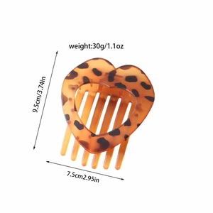 Pince à cheveux plate en forme de cœur à motif léopard avec dimensions 9,5x7,5 cm
