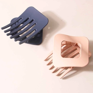 Pinces à cheveux géométriques mates élégantes en bleu marine et rose pour la coiffure