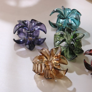 Eleganti mollette per capelli a forma di fiore in acrilico colorato per acconciature moda