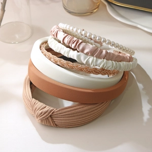 Set Fasce per Capelli Eleganti in Tessuto e Künstliche Perle Sintetiche da Donna Raso Plissettato Intrecciato Accessori Quotidiani