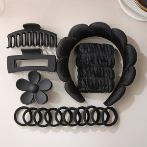 Ensemble d'accessoires de cheveux noirs avec serre-tête rembourré, pinces et chouchous