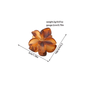 Detailed size view of an amber flower hair claw clip measuring 3cm by 2.5cm and weighing 2g