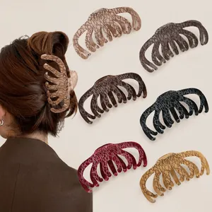 Large Flocked Hair Claw Clips For Women Pumpkin Shape Non-Slip Octopus Hair Claws Retro Crack Pattern Hair Styling Accessories