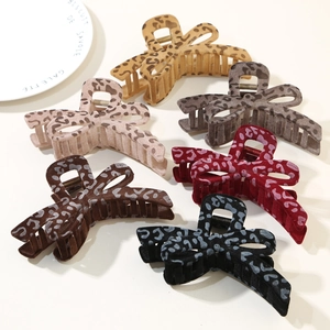 Set of 6 French vintage leopard print hair claws with velvet texture and bow design