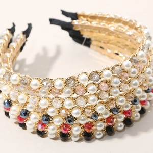 Elegant beaded headband set with pearls, crystals and gold chain in vintage Korean style