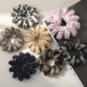 Lot de chouchous léopard en peluche type fil de téléphone aux couleurs d'automne