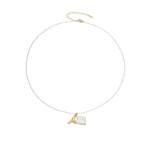 Élégant collier doré en acier inoxydable avec pendentif queue de poisson et perle