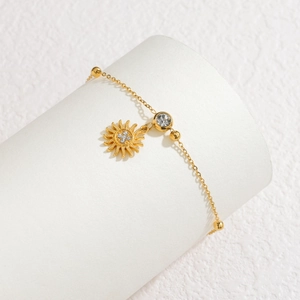 Moda Acero Inoxidable Chapado en Oro Múltiples Elementos Strass Colgante Pulsera Animal Estrella Pulsera Para Mujer Joyería