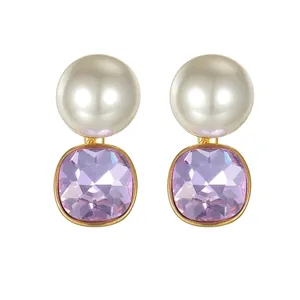 Élégantes Boucles d'Oreilles Clous en Zircon Violet et Künstliche Perle d'Imitation Acier Inoxydable Plaqué Or Carrées pour Femme Bijoux