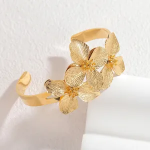 Vintage Gold Stainless Steel Flower Jewelry Set Brushed Texture Open Cuff Bracelet Adjustable Ring Floral Earrings For Women