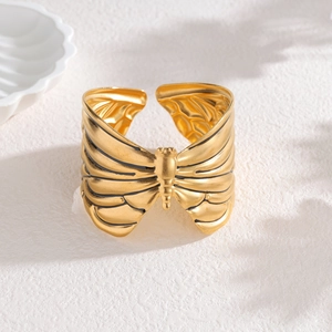 Vintage gold butterfly texture open bracelet in stainless steel for a stylish look