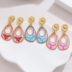 Vintage Painted Floral Hollow Water Drop Earrings Luxury Stainless Steel Sunflower Stud Earrings For Women Retro Jewelry