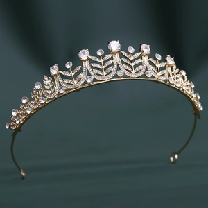 Exquisite golden bridal crown with 3A zircons and elegant wheat leaf patterns