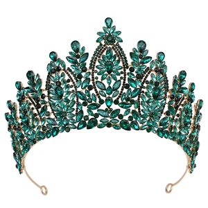 Elegant baroque bridal tiara with green crystals and gold alloy base for wedding crown