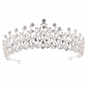 Détails de couronne de mariée luxueuse avec strass en goutte d'eau et alliage argent