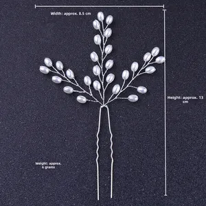 Détail de l'épingle à cheveux de mariage en perles en U, largeur 8,5 cm et hauteur 13 cm