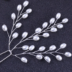 Épingle à cheveux de mariée faite main avec perles blanches et fil argenté pour mariage