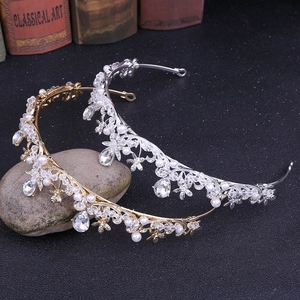Couronnes de mariée élégantes en or et argent avec perles, cristaux et fleurs