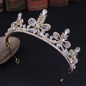 Diadème de mariée doré élégant avec strass étincelants et pierres précieuses en poire