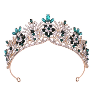 Couronne de mariée dorée avec gemmes vert émeraude et strass pour mariages