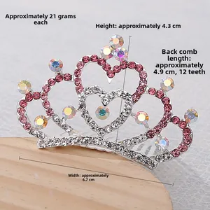 Detail von silbernem Haarkamm mit rosa Strasssteinen und Maßen einschließlich 21g Gewicht