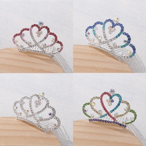 Pettine per Capelli a Corona a Cuore con Strass per Bambini Tiara Mini per Festa di Compleanno Ragazze Accessori Argento
