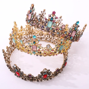 Ensemble de couronnes de mariée baroques au design rond vintage et cristaux colorés