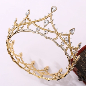 Luxurious baroque gold crown for brides featuring vintage crystals and a circular design