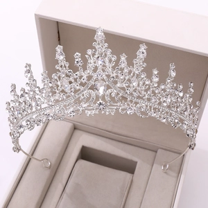 Couronne de mariée luxueuse en argent avec strass brillants en boîte cadeau