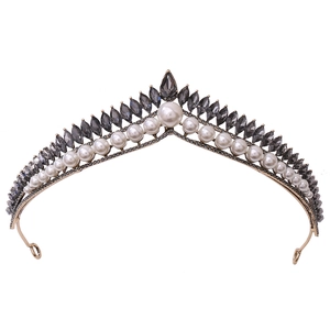 Baroque V Shaped Bridal Crown With Faux Artificial Pearls And Rhinestones Elegant Wedding Headpiece For Women Banquet Party Jewelry Accessory