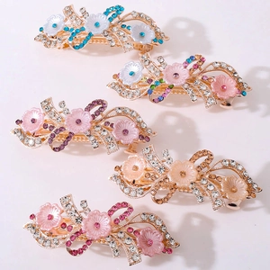 Detailansicht von 5-teiliges Set Vintage Haarklammern mit Harzblumen und bunten Strasssteinen