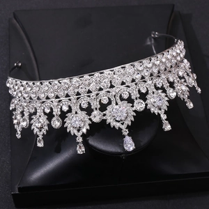Couronne de mariée exquise avec strass en zircon argenté pour accessoire de mariage chic