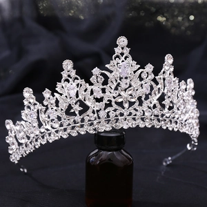 Elegant bridal tiara with 3A cubic zirconia and silver alloy for wedding hair accessories