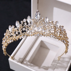 Luxury rose gold bridal tiara with sparkling crystal rhinestones for wedding ceremonies