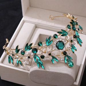 Couronne de mariée baroque de luxe avec pierres émeraude et feuilles de cristal sur or