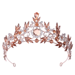 Couronne de mariée baroque de luxe avec cristaux champagne et design de feuilles