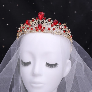 Couronne de mariée européenne avec cristaux rouges et alliage doré de style baroque