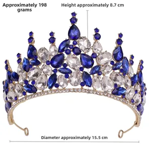Détail montrant les dimensions 15,5cm diamètre et 8,7cm hauteur du diadème cristal bleu