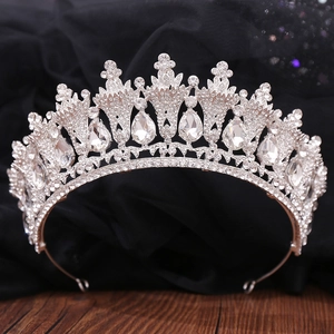 Sparkling silver bridal tiara with rhinestones and teardrop crystals for weddings