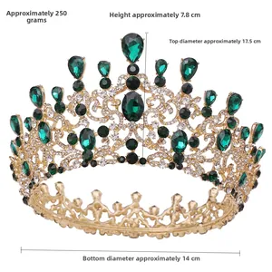 Dimensions détaillées d'une couronne baroque dorée avec des gemmes et annotations